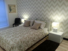 Гостиница Suites Metropoli Bristol Parc & Recoleta  Кито
